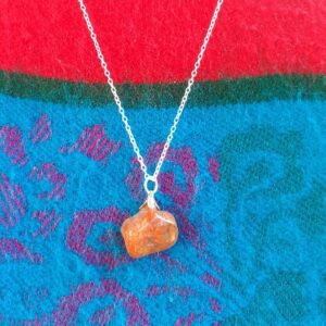 Mos Agaath Hangertje met zilveren ketting 52 cm - MEER INFO