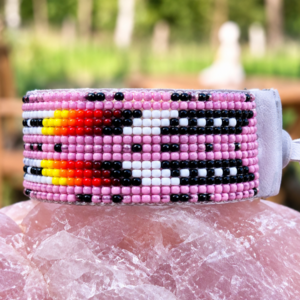 Handgeweven Miyuki Kralenarmband met Veren – Paars en Roze